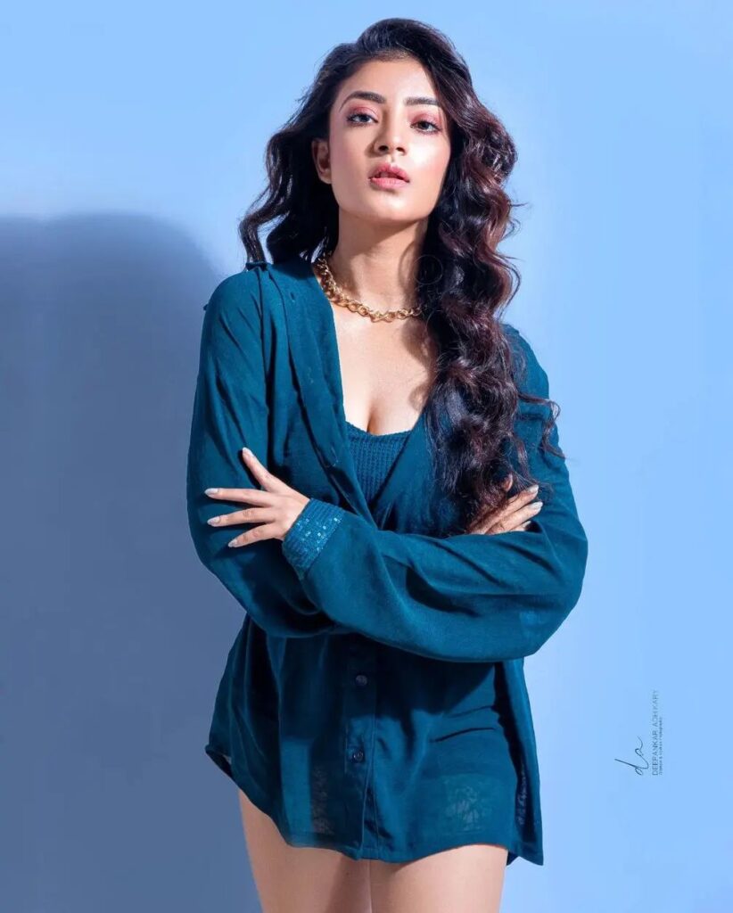 එක දවසක රෑ පළමු හමුව හංසිනි එක Eka Dawasaka Re Palamu Hamuwa Hansini 01 – Sinhala Wela Kathawa සිංහල වැල කතා
